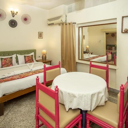 Hotel Pink Palace Dźajpur Zewnętrze zdjęcie