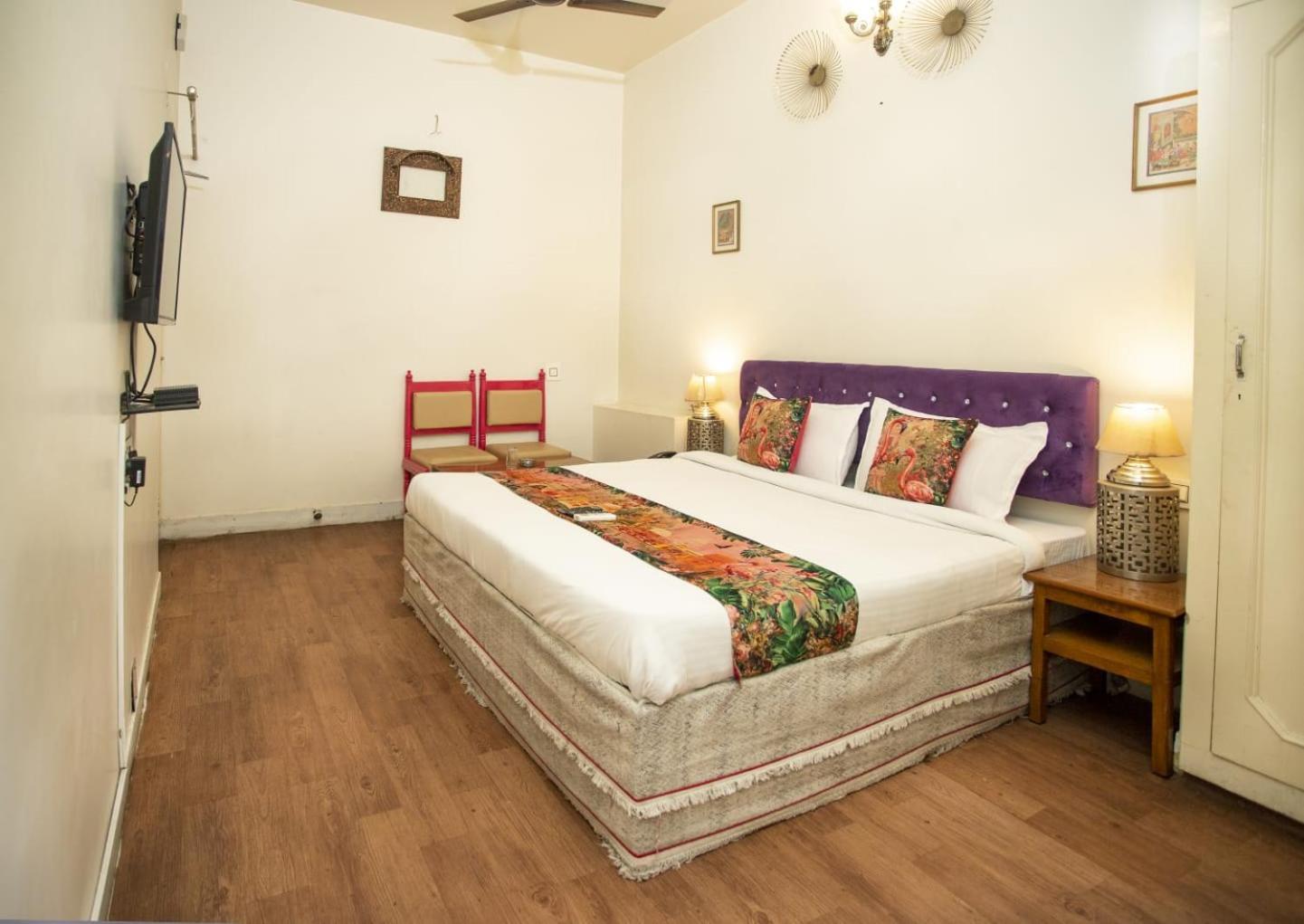 Hotel Pink Palace Dźajpur Zewnętrze zdjęcie