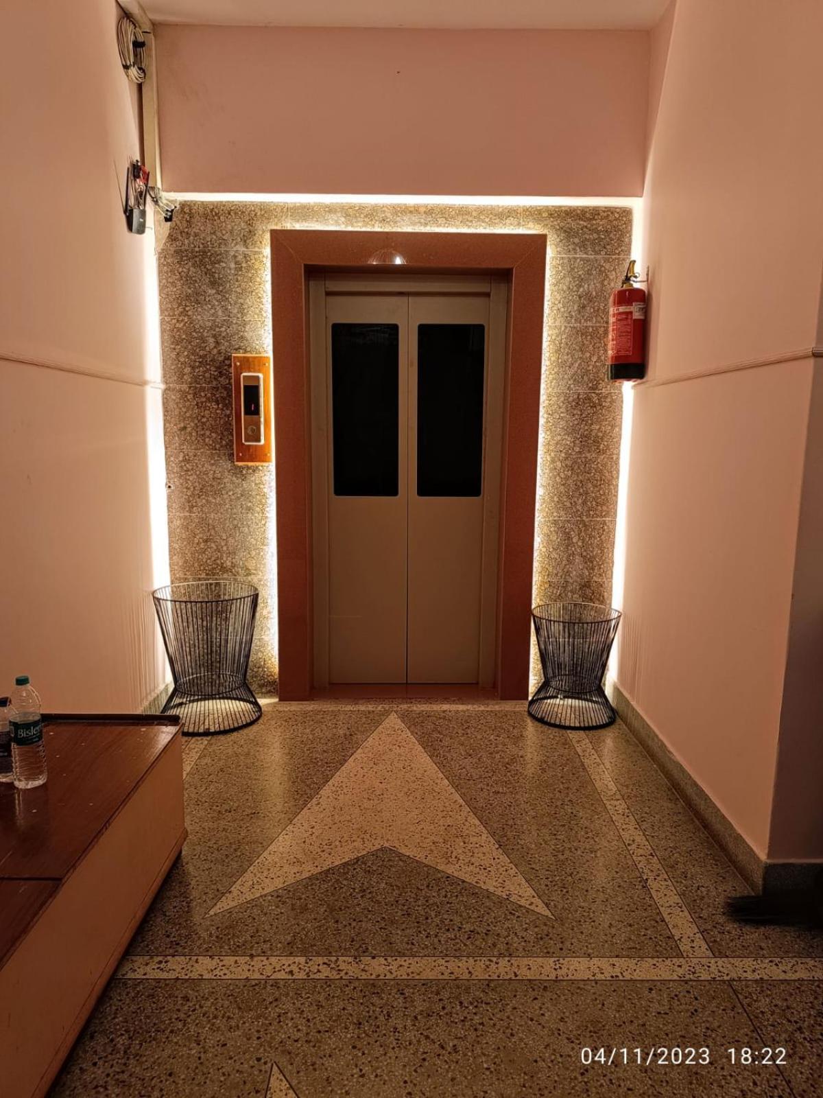 Hotel Pink Palace Dźajpur Zewnętrze zdjęcie