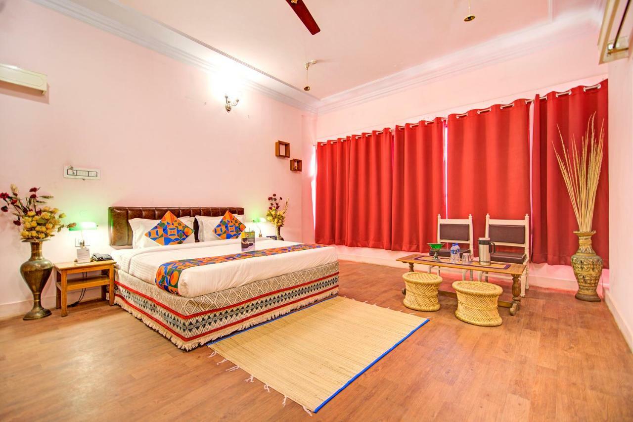 Hotel Pink Palace Dźajpur Zewnętrze zdjęcie